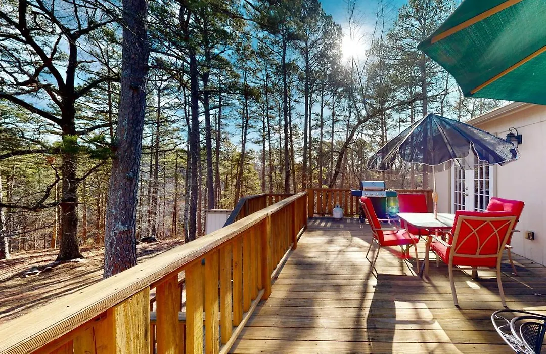 Pine Crest Lodge-1
