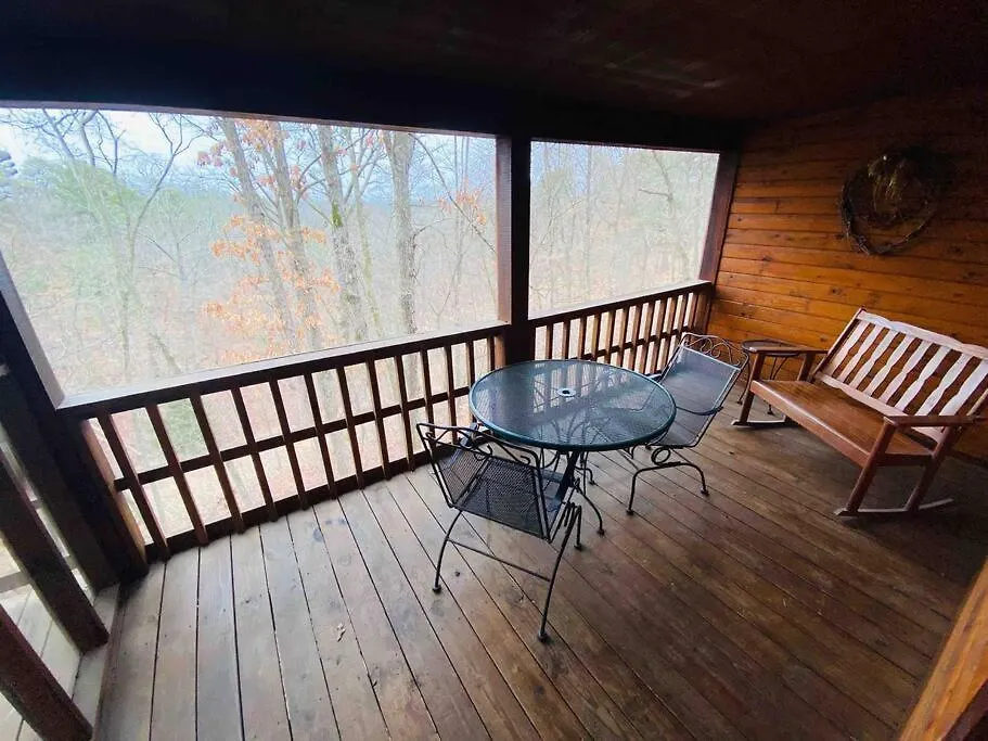The Loft At Bear Mountain Log Cabins-1