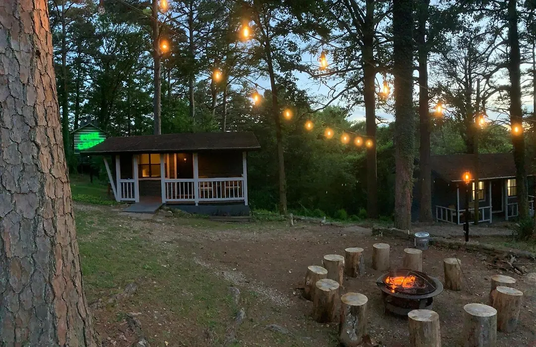 Loblolly Pines Adventure Cabin 2 King-1