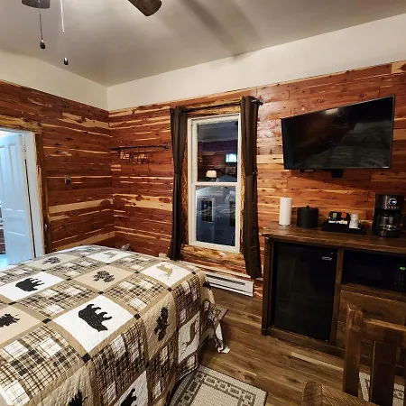 Log Cabin Inn-3
