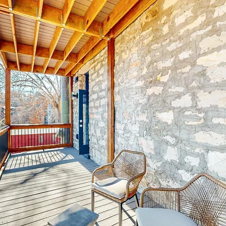 151 Spring - Suite D-2