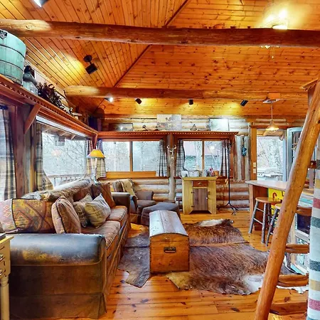 Lake Lucerne - Coyotes Rest Cabin #08-3