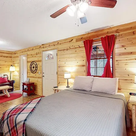 Hickory Brook Cabin-3
