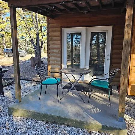 Near Beaver Lake, King Bedjetted Tubfire Pit #1-2
