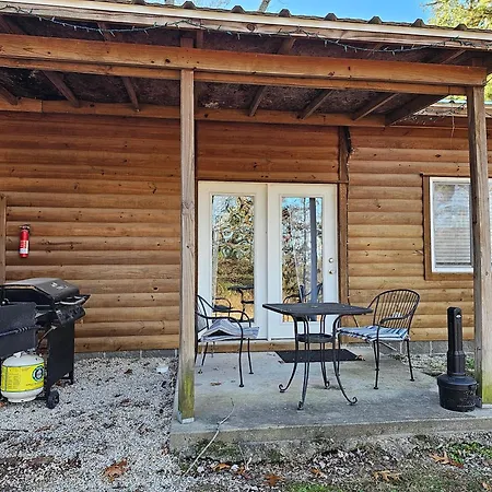 Near Beaver Lake, King Bedjetted Tubfire Pit #5-3