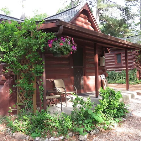Tall Pines Inn-3