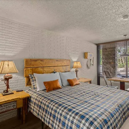 Stonegate Lodge Pool Fire Pits King Bedfast Wifi 50In Tv Room #209-2