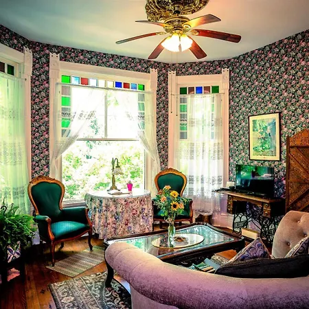 Cliff Cottage Inn, Downtown Bed & Breakfast-2