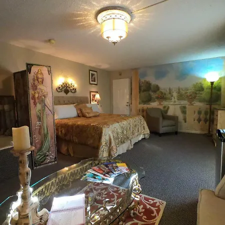 Tradewinds Lodging-3