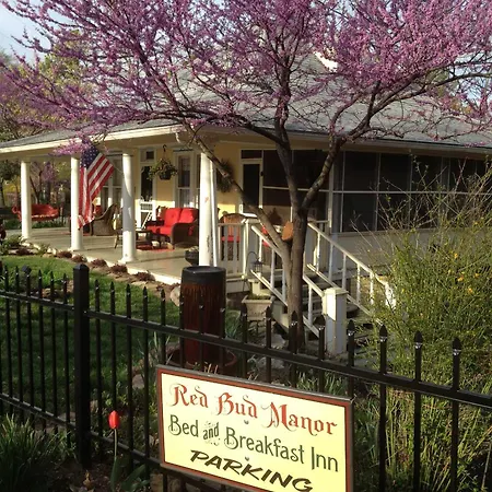 Red Bud Manor Inn-3